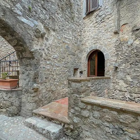 Borgo San Valentino-3