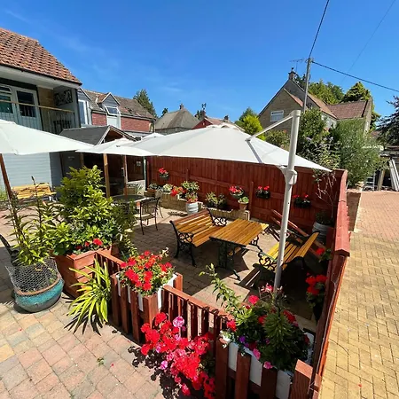 Parrett Hotel-3