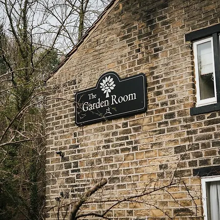 The Woodman Inn-3