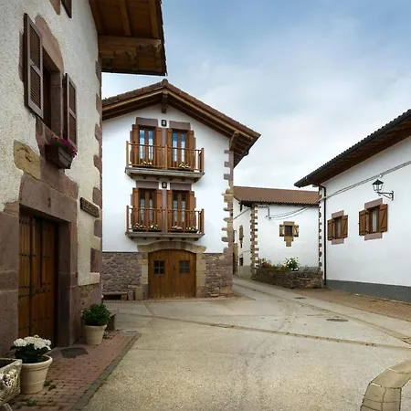 Hotel Rural Iribarnia-3