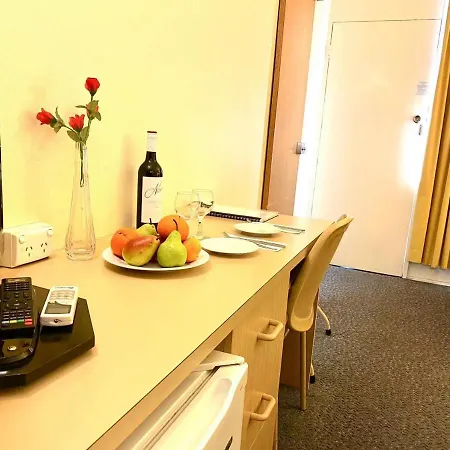 Gateway Motor Inn-2