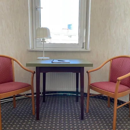 Hotel Tabor Rooms-3