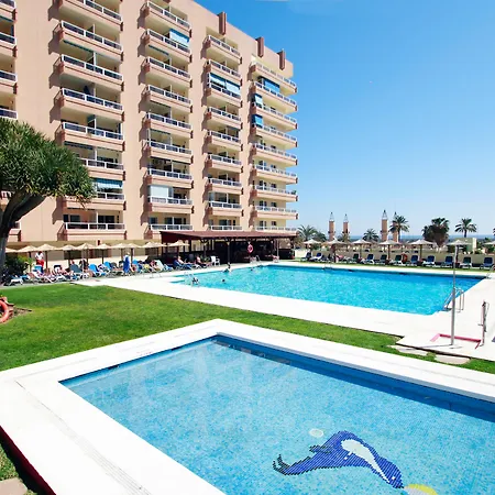 Hotel Apartamentos Pyr Fuengirola-3