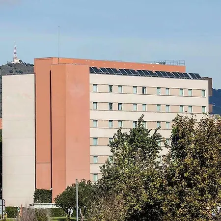 Travelodge Bcn Cornella Fira-3