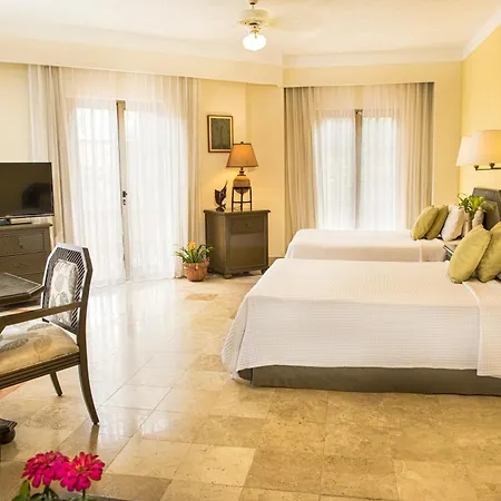 Hotel Los Itzaes By 5Th Av-3