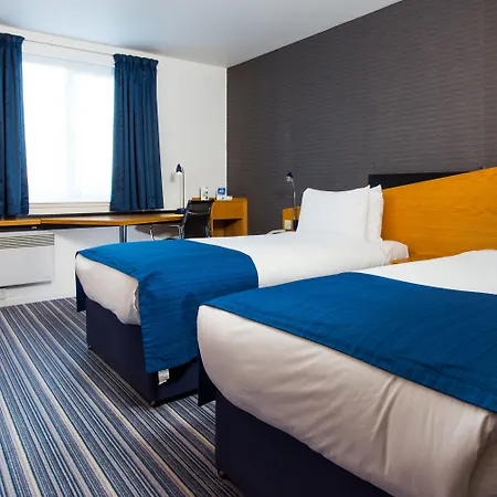 Holiday Inn Express Southampton West By Ihg-3