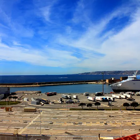Golden Tulip Marseille Euromed-2