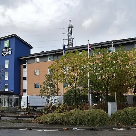Holiday Inn Express Birmingham Star City By Ihg-2