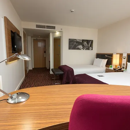 Holiday Inn Manchester-Mediacityuk By Ihg-2