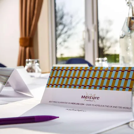 Mercure Leeds Parkway Hotel-2