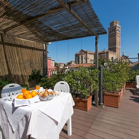 Hotel Pantalon-2