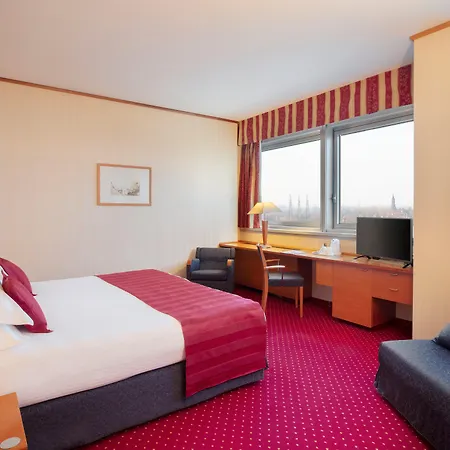 Crowne Plaza Milan Linate By Ihg-3