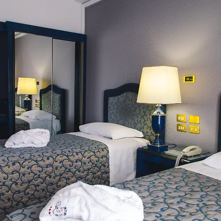 Grand Hotel Excelsior-2