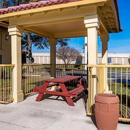 La Quinta Inn By Wyndham Ih-10 West San Antonio Tx-2