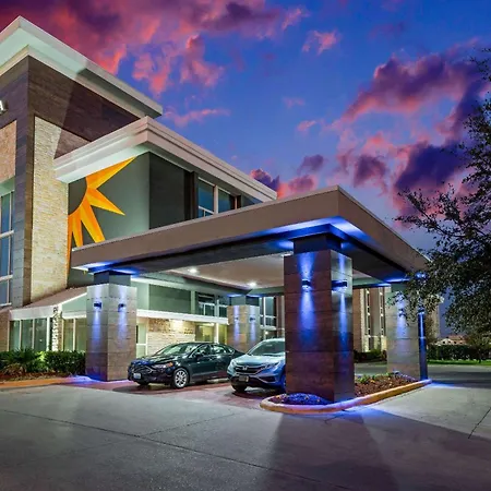 La Quinta By Wyndham Dallas I-35 Walnut Hill Ln-3