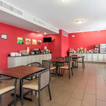 Quality Inn Downtown Historic District-3