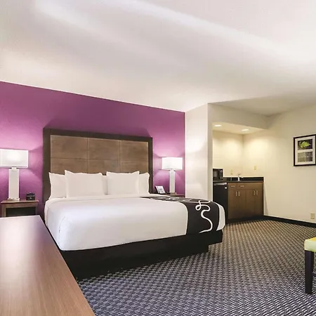 La Quinta Inn & Suites By Wyndham Myrtle Beach - N Kings Hwy-3