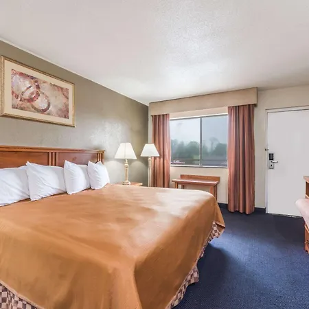 Red Carpet Inn Lancaster-2