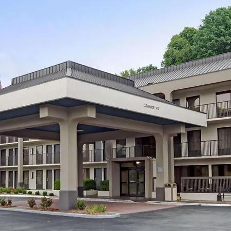Baymont By Wyndham Nashville Airport-3