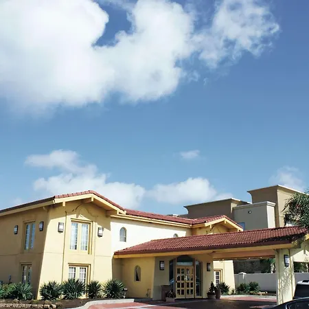 La Quinta Inn By Wyndham Clute Lake Jackson-3