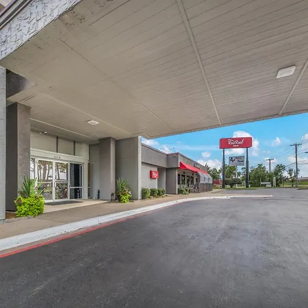Red Roof Inn Lewisville-2