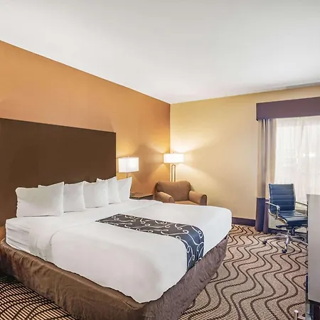 La Quinta By Wyndham Beeville-2