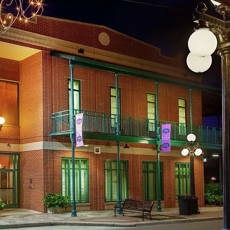 Hampton Inn & Suites Tampa Ybor City Downtown-2