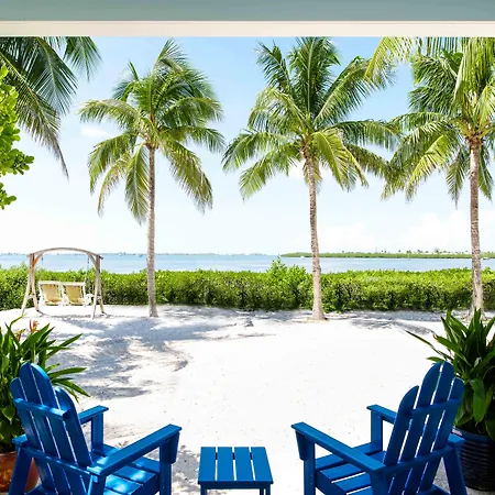 Parrot Key Hotel & Villas-2