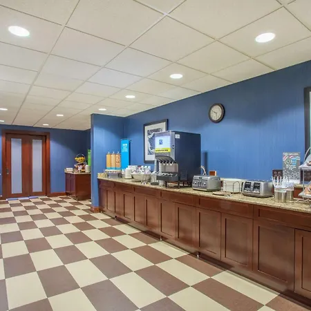 Hampton Inn Fishkill-3