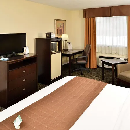 Best Western Elyria-3