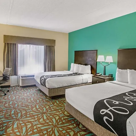 Comfort Inn & Suites Sarasota I75-3