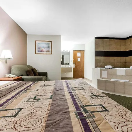 Quality Inn & Suites Binghamton Vestal-2