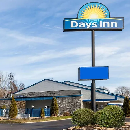 Days Inn By Wyndham Kent - Akron-3