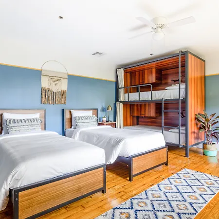 Miami River Inn By Renzzi-2