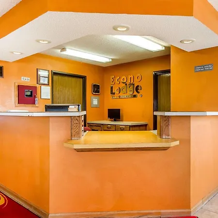Econo Lodge Inn & Suites Pekin - Peoria Area-2