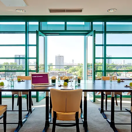 Abion Spreebogen Waterside Hotel Berlin-3