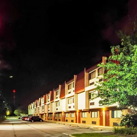 Red Roof Inn Cleveland Airport - Middleburg Heights-2