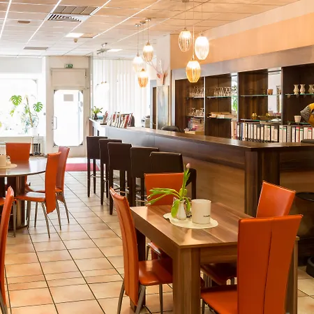 Alper Hotel am Potsdamer Platz-3