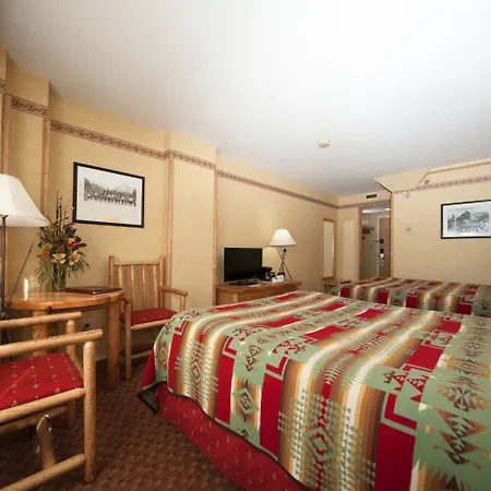 Brewster Mountain Lodge-2