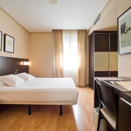 Hotel Sercotel Tudela Bardenas-3
