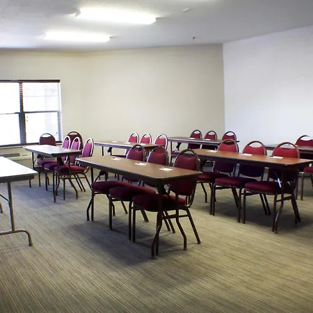 Country Inn & Suites By Radisson, Appleton Airport - Fox River Mall Area-3