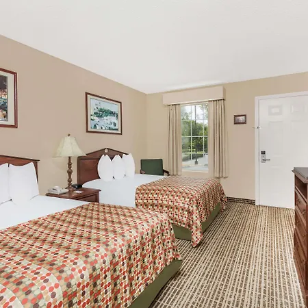 Baymont By Wyndham Anderson Clemson-3