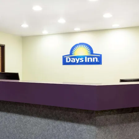 Days Inn By Wyndham Missoula Airport-2