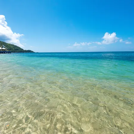 Coco De Mer Hotel And Black Parrot Suites-3