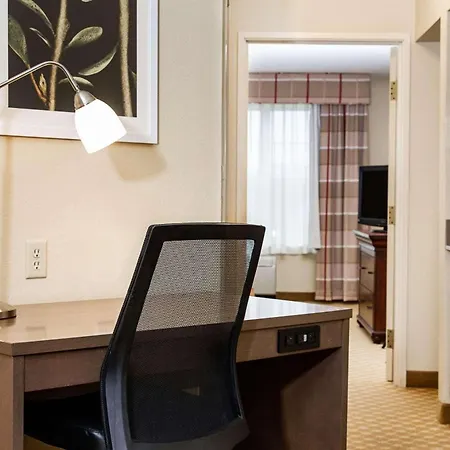 Country Inn & Suites By Radisson, Milwaukee West Brookfield , Wi-2