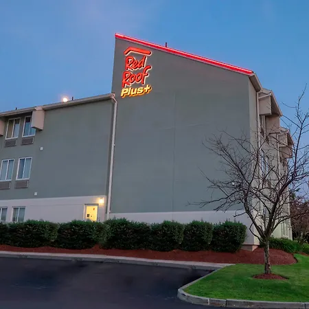 Red Roof Inn Plus+ Boston - Logan-2