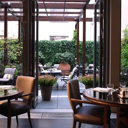 Rocco Forte Hotel De Rome-2