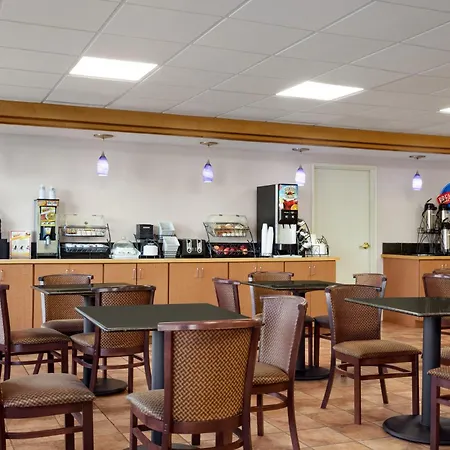 Baymont By Wyndham Elizabethtown-3