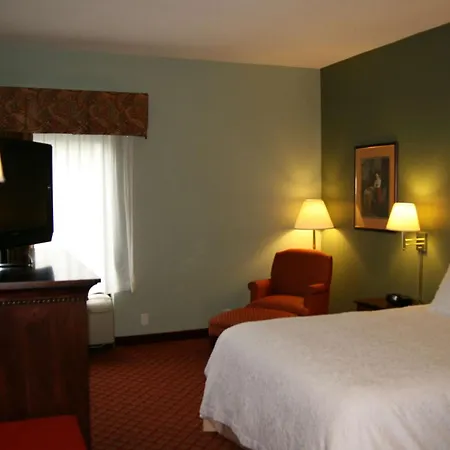Hampton Inn - Hillsville-2