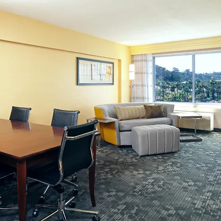 Courtyard By Marriott San Diego Mission Valley/Hotel Circle-3